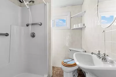 27 Bayview Ave, Fairhaven, MA 02719 - Photo 24