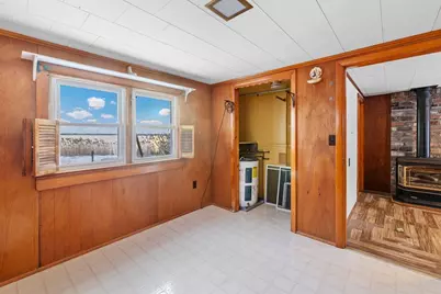 27 Bayview Ave, Fairhaven, MA 02719 - Photo 18