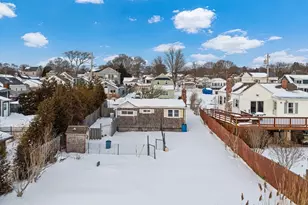 27 Bayview Ave, Fairhaven, MA 02719 - Photo 26