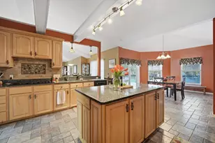 25 Winding Brook Ln, East Longmeadow, MA 01028 - Photo 16