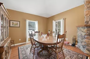 25 Winding Brook Ln, East Longmeadow, MA 01028 - Photo 10