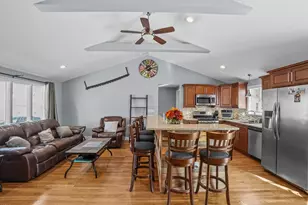 1706 Brayton Point Rd, Somerset, MA 02726 - Photo 6