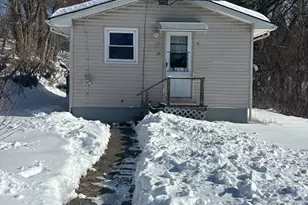 69 Beston St, Chicopee, MA 01013 - Photo 26