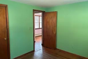 69 Beston St, Chicopee, MA 01013 - Photo 8