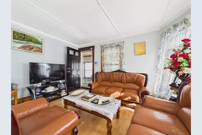 10 Jefferson Ave, Taunton, MA 02780 - Photo 8