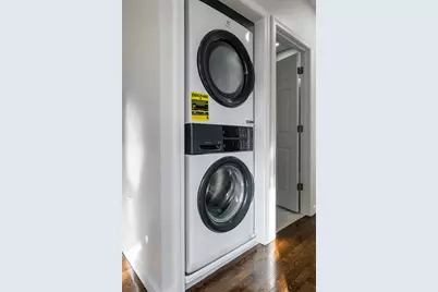 23 Courtland St #1, Everett, MA 02145 - Photo 6