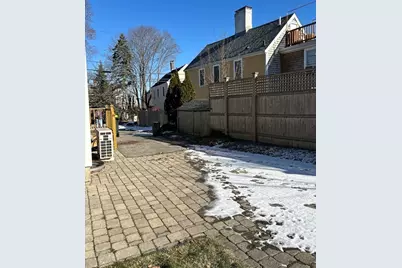 4 Union #4, Newburyport, MA 01950 - Photo 2