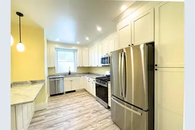 12 Briggs St #1, Salem, MA 01970 - Photo 10