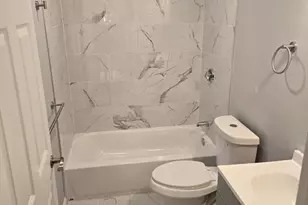 184 Avenue C, Woonsocket, RI 02828 - Photo 8