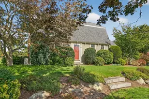 7 Hamlin St, Acushnet, MA 02743 - Photo 2