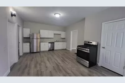 273 West Sixth #273, Lowell, MA 01850 - Photo 2