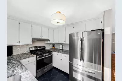 551 Hildreth St #10, Dracut, MA 01826 - Photo 8