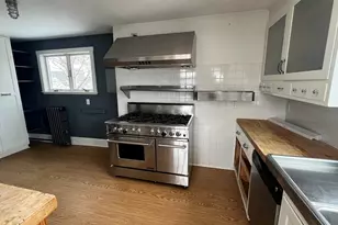 15 Orchard St, Newton, MA 02458 - Photo 2