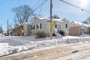 677 Oak Grove Ave, Fall River, MA 02720 - Photo 26