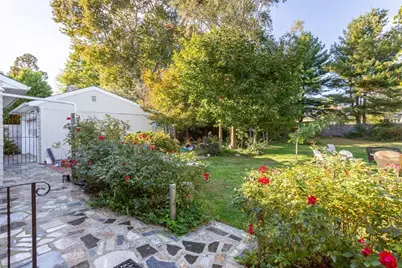 209 Jarry St, New Bedford, MA 02745 - Photo 8