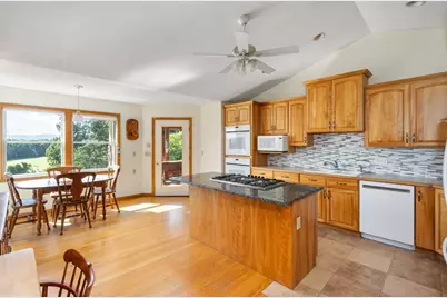 21 Old County Road, Southampton, MA 01073 - Photo 10