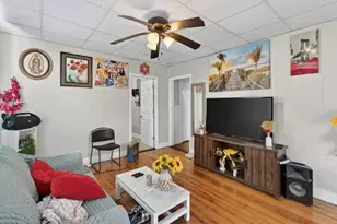 464 Birch St, Fall River, MA 02724 - Photo 12