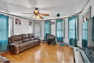 464 Birch St, Fall River, MA 02724 - Photo 6