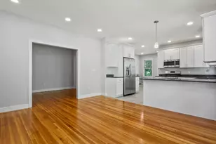 91 Verndale St, Brookline, MA 02446 - Photo 8