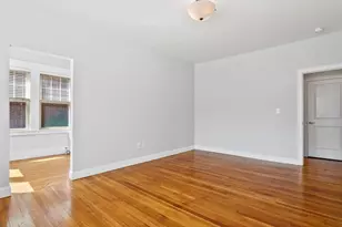 91 Verndale St, Brookline, MA 02446 - Photo 12