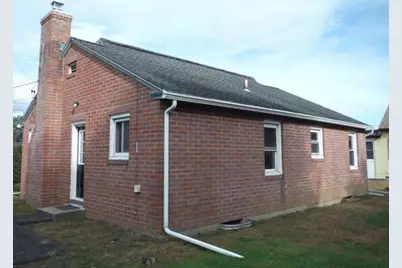 8 Greylock St, Westfield, MA 01085 - Photo 10