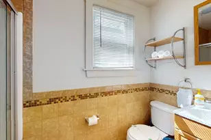 29 Montgomery St, Cambridge, MA 02140 - Photo 8