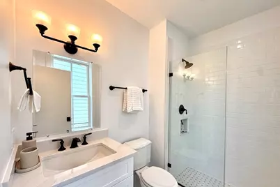 165 Everett St #7, Boston, MA 02128 - Photo 14