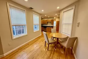 13 Snow Hill St, Boston, MA 02113 - Photo 6