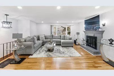 26 Wakefield Ave, Webster, MA 01570 - Photo 8