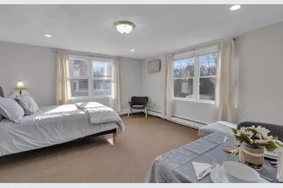 70 Garland St #3, Newton, MA 02459 - Photo 2