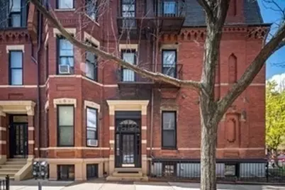 7 Hereford #8, Boston, MA 02115 - Photo 2