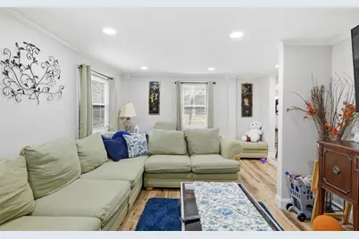 238 E Main St, Chicopee, MA 01020 - Photo 4