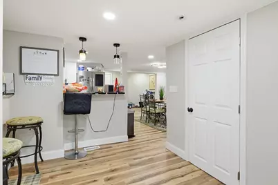 238 E Main St, Chicopee, MA 01020 - Photo 12