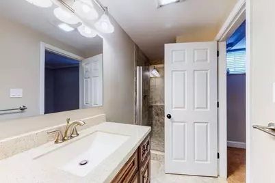 642 Centre St, Newton, MA 02458 - Photo 34