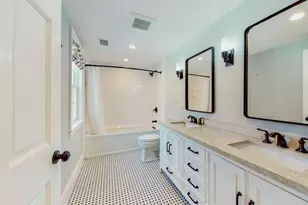 642 Centre St, Newton, MA 02458 - Photo 30