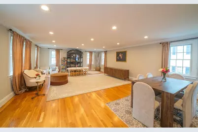 642 Centre St, Newton, MA 02458 - Photo 10