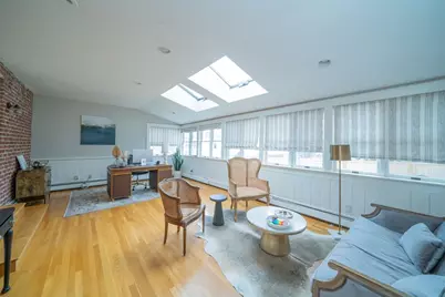 642 Centre St, Newton, MA 02458 - Photo 16