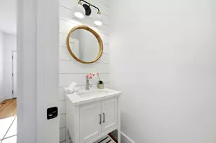 7 Sharon Ave, Newton, MA 02466 - Photo 4