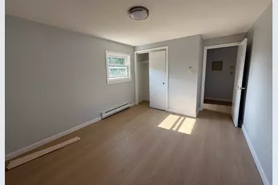 100 Central St #4, Waltham, MA 02453 - Photo 4