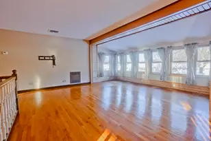 119 Oakridge St, Chicopee, MA 01020 - Photo 10