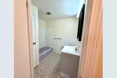 7 Cass Street #6, Boston, MA 02132 - Photo 12