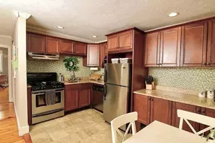 206 Bunker Hill St, Boston, MA 02129 - Photo 4