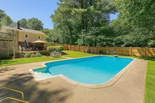 70 Bardin St, Hanover, MA 02339 - Photo 4