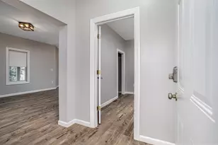 176 Blossom St, Fitchburg, MA 01420 - Photo 2