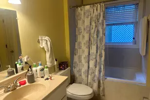 137 Calumet St, Boston, MA 02120 - Photo 6