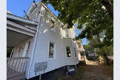 131 College St, Springfield, MA 01109 - Photo 38