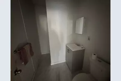 131 College St, Springfield, MA 01109 - Photo 24