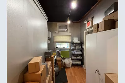 8-10 Essex St #1, Andover, MA 01810 - Photo 10