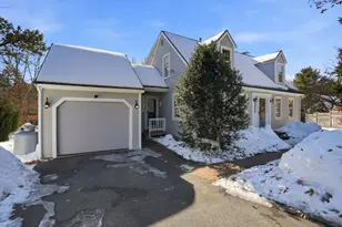 12 Rachael Ln, Duxbury, MA 02332 - Photo 2