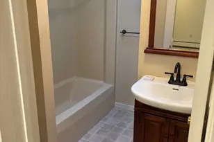 57 Lilly St, Northampton, MA 01062 - Photo 8